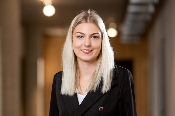 /assets/images/n/Tamara-45enk5h02twh3de.png